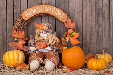 Harvest Greetings Fall Decorations